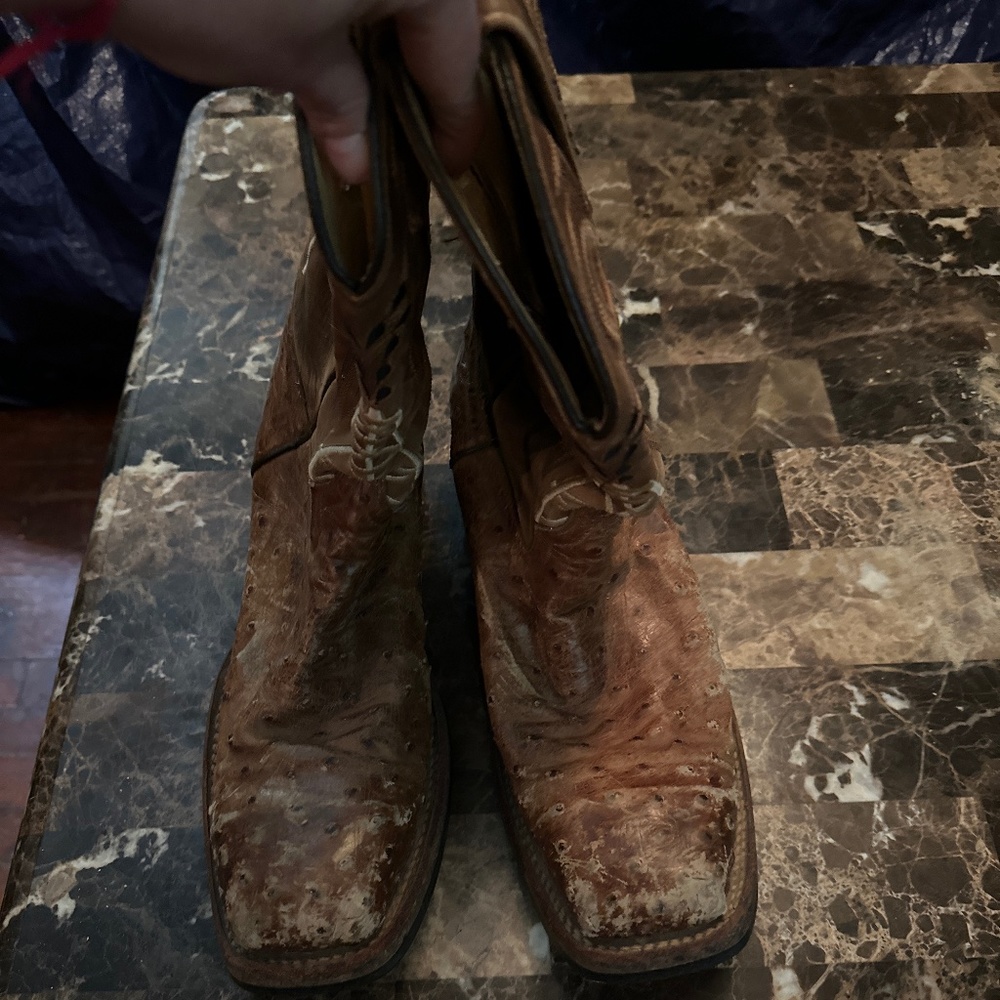 Vaccari boots size 10